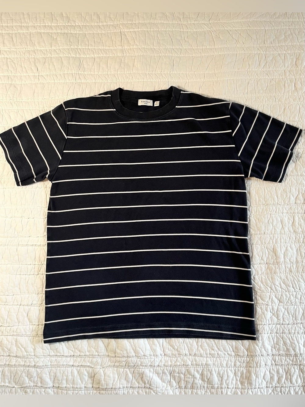 Babaton Aritzia Striped Comfy Short Sleeve Crewneck T-Shirt Size XS Navy / White